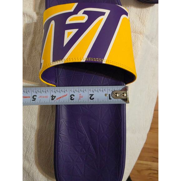 Nike X NBA Benassi Solarsoft Los Angeles Lakers Slides  display picture 2